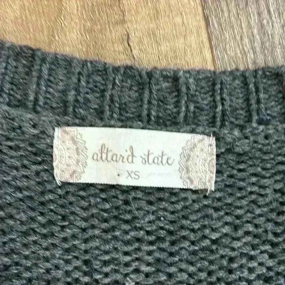 Altar’d State Women’s Faux Fur animal print look Vest‎ gray size XS runs big - Picture 3 of 11